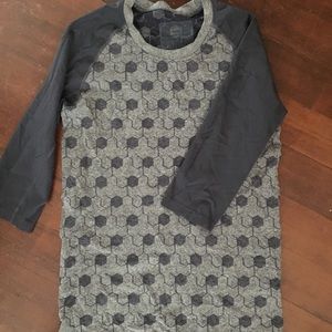 Oiselle layer running top